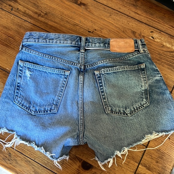 High wasted denim shorts - Picture 2 of 6